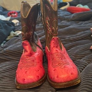 Roper brand cowgirl boots for baby girl!! Very good condition